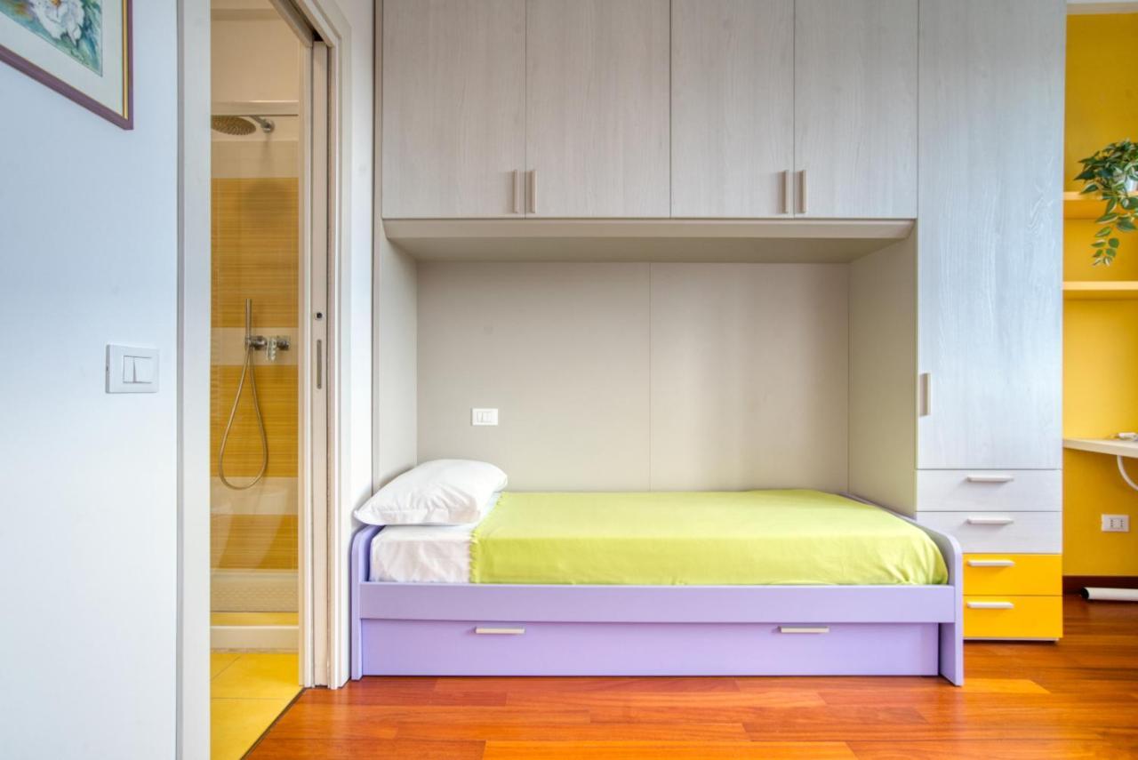 Caseospitali - Casa Park View, Ampio Trilocale Per Famiglie Sul Parco Milan Exterior photo
